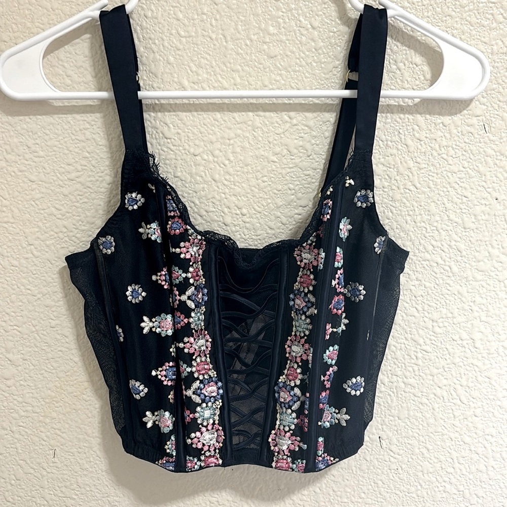 Victorias Secret corset crop top with ribbon straps & a double hook feature